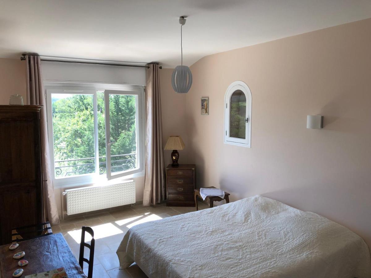 La Garriniere Bed and Breakfast Saint-Raphaël Eksteriør billede